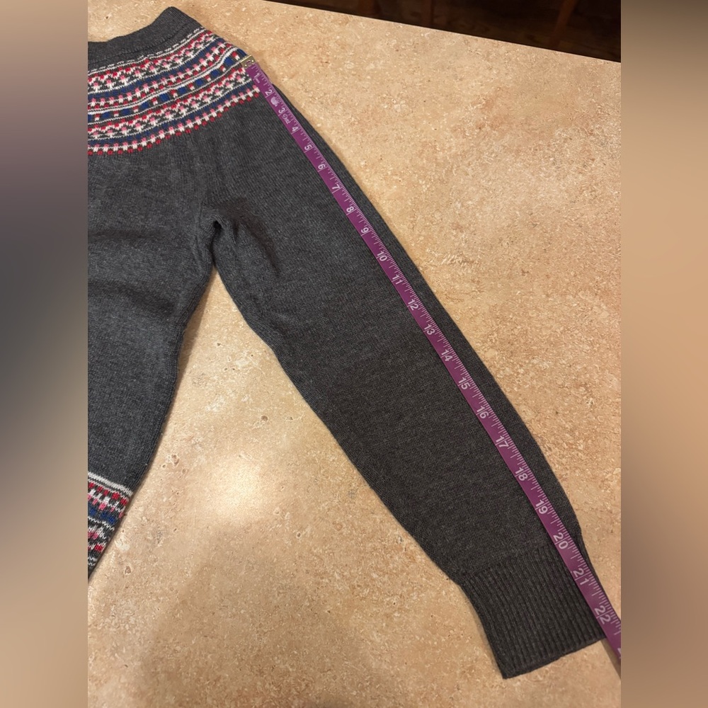 GAP Sweater | Winter | Classic - Picture 10 of 11